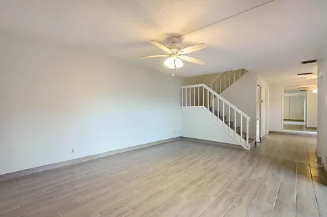 253 Woodland Road Palm Springs FL 33461