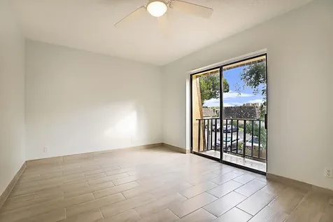 253 Woodland Road Palm Springs FL 33461