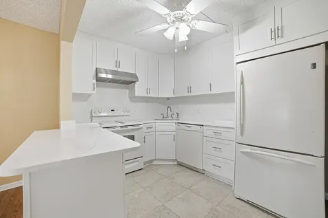 128 Lake Pine Circle Greenacres FL 33463