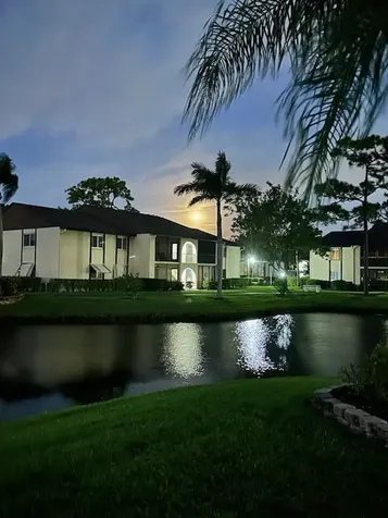 128 Lake Pine Circle Greenacres FL 33463