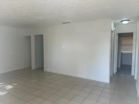 922 S Lake Drive Fort Pierce FL 34982