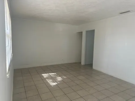 922 S Lake Drive Fort Pierce FL 34982