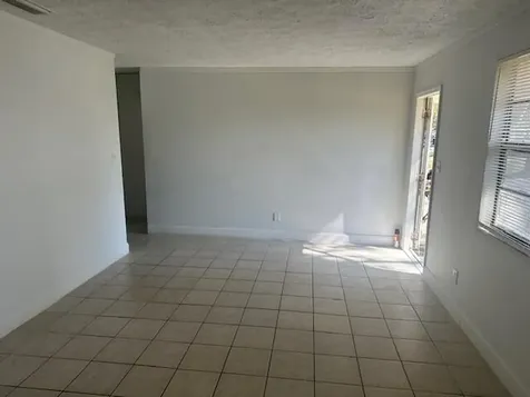 922 S Lake Drive Fort Pierce FL 34982