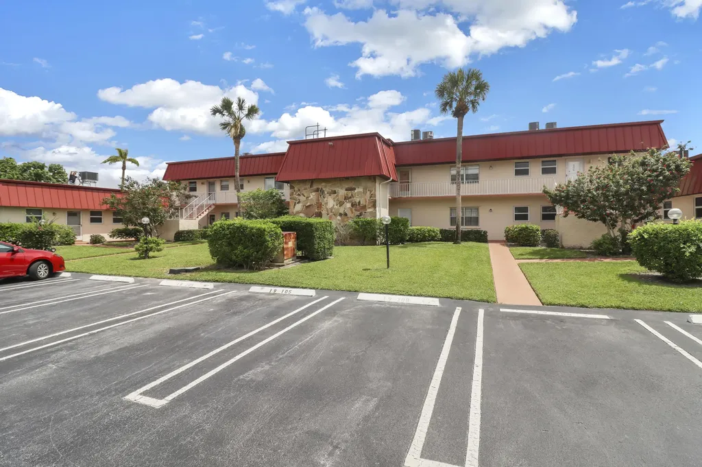 12016 Greenway Circle Royal Palm Beach FL 33411