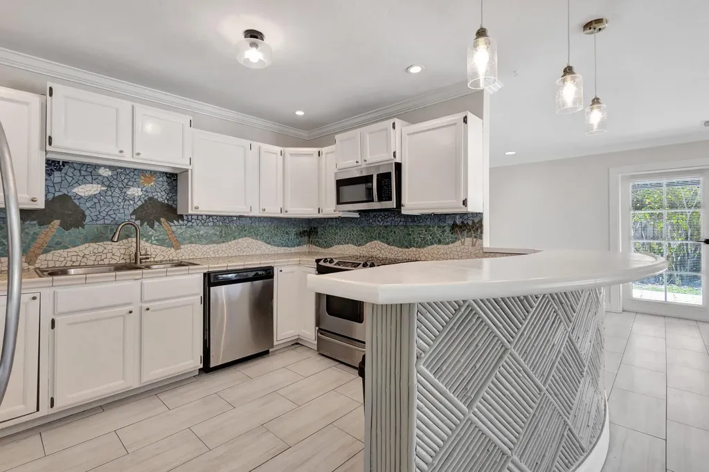 1225 16th Avenue N B Lake Worth Beach FL 33460