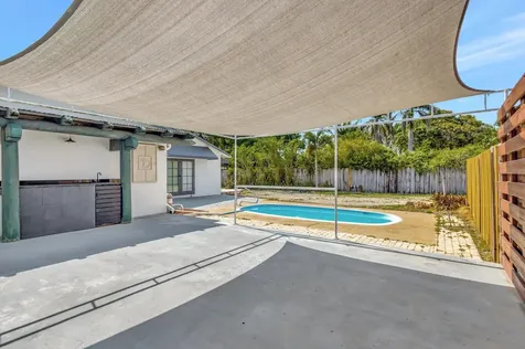 1225 16th Avenue N B Lake Worth Beach FL 33460