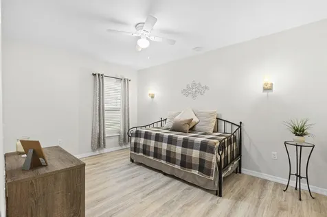 2551 12th Square Vero Beach FL 32968