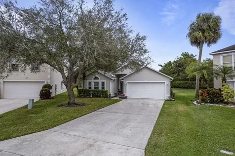 2551 12th Square Vero Beach FL 32968