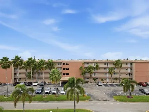 2615 Ne 1st Court Boynton Beach FL 33435