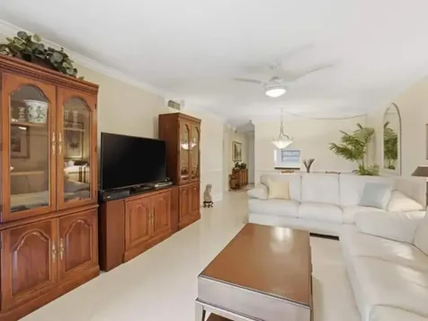 2615 Ne 1st Court Boynton Beach FL 33435