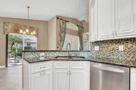 135 Nw Lawton Road Port Saint Lucie FL 34986
