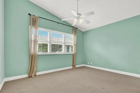 135 Nw Lawton Road Port Saint Lucie FL 34986