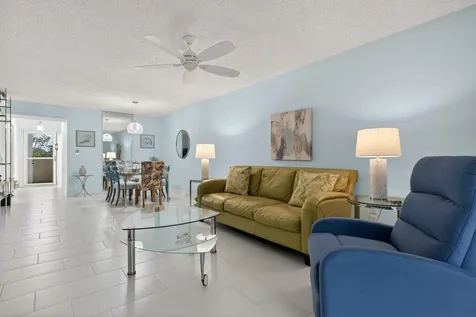 6080 Nw 44th Street Lauderhill FL 33319