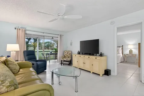 6080 Nw 44th Street Lauderhill FL 33319