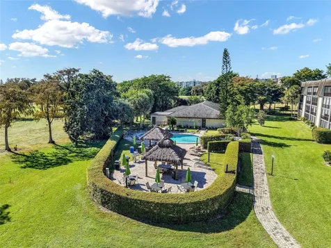 6080 Nw 44th Street Lauderhill FL 33319