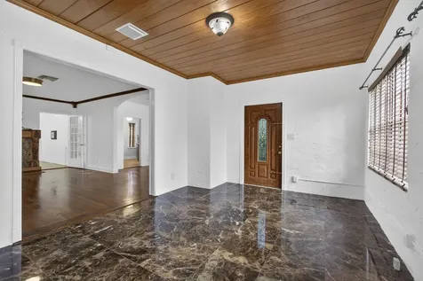 616 Upland Road West Palm Beach FL 33401