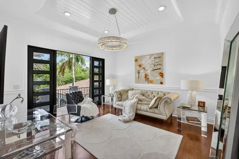 213 Via Palacio Palm Beach Gardens FL 33418