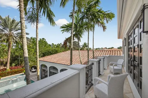 213 Via Palacio Palm Beach Gardens FL 33418
