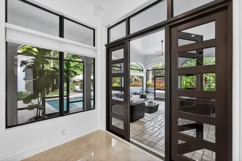 213 Via Palacio Palm Beach Gardens FL 33418