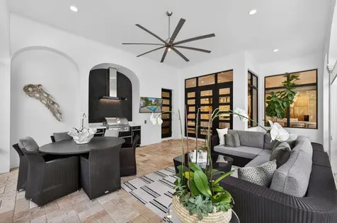 213 Via Palacio Palm Beach Gardens FL 33418