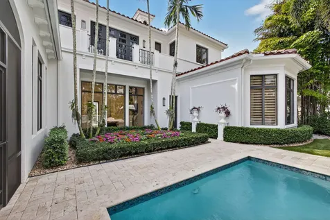 213 Via Palacio Palm Beach Gardens FL 33418