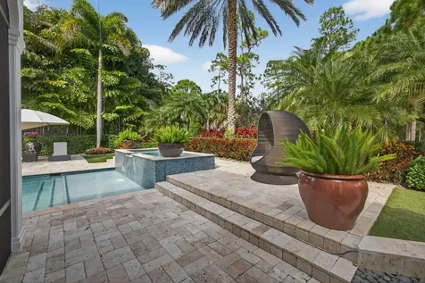 213 Via Palacio Palm Beach Gardens FL 33418