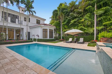 213 Via Palacio Palm Beach Gardens FL 33418