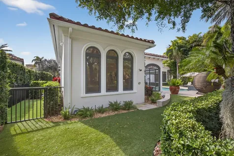 213 Via Palacio Palm Beach Gardens FL 33418