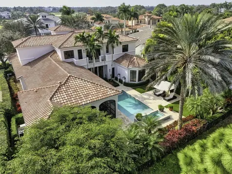 213 Via Palacio Palm Beach Gardens FL 33418