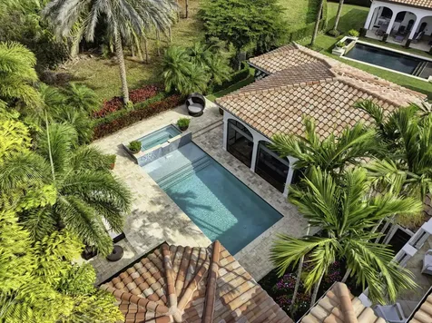 213 Via Palacio Palm Beach Gardens FL 33418