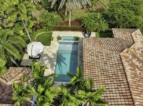 213 Via Palacio Palm Beach Gardens FL 33418