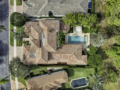 213 Via Palacio Palm Beach Gardens FL 33418