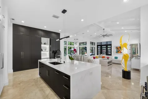 213 Via Palacio Palm Beach Gardens FL 33418