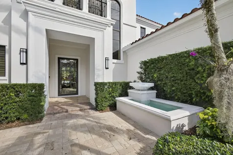 213 Via Palacio Palm Beach Gardens FL 33418