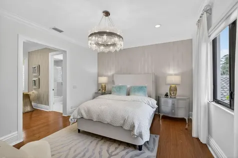 213 Via Palacio Palm Beach Gardens FL 33418