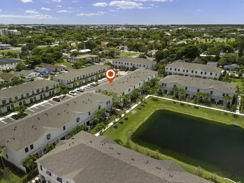 353 Nw 8th Court Pompano Beach FL 33060