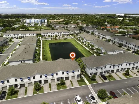 353 Nw 8th Court Pompano Beach FL 33060