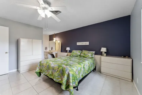 1130 Cactus Terrace Delray Beach FL 33445
