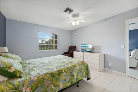 1130 Cactus Terrace Delray Beach FL 33445