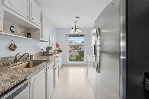 1130 Cactus Terrace Delray Beach FL 33445