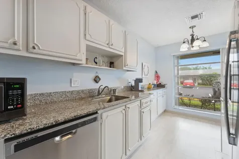 1130 Cactus Terrace Delray Beach FL 33445