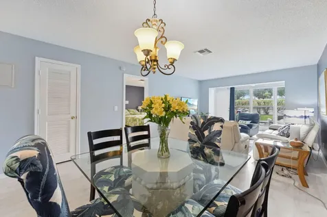 1130 Cactus Terrace Delray Beach FL 33445