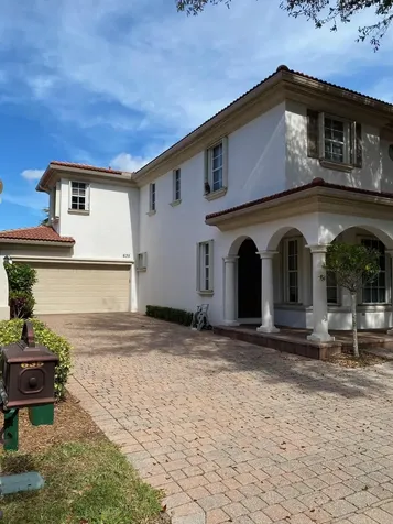 635 Castle Drive Palm Beach Gardens FL 33410