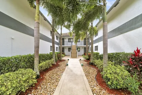 15364 Lakes Of Delray Boulevard Delray Beach FL 33484