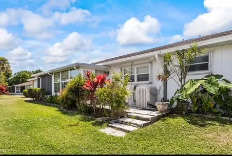 1238 S Lakes End Drive Fort Pierce FL 34982