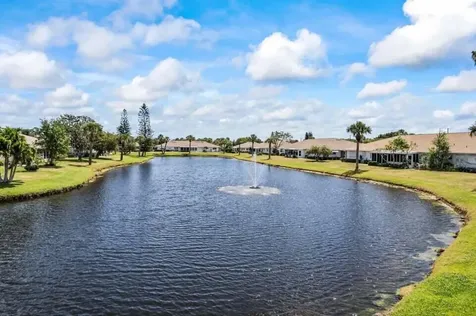 1238 S Lakes End Drive Fort Pierce FL 34982
