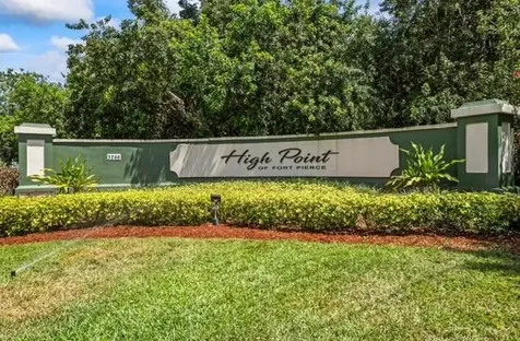 1238 S Lakes End Drive Fort Pierce FL 34982