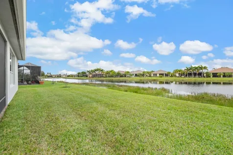 9669 Sw Forestwood Avenue Port Saint Lucie FL 34987