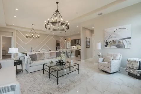 9073 Sw Arco Way Port Saint Lucie FL 34987