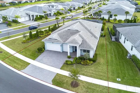 9073 Sw Arco Way Port Saint Lucie FL 34987